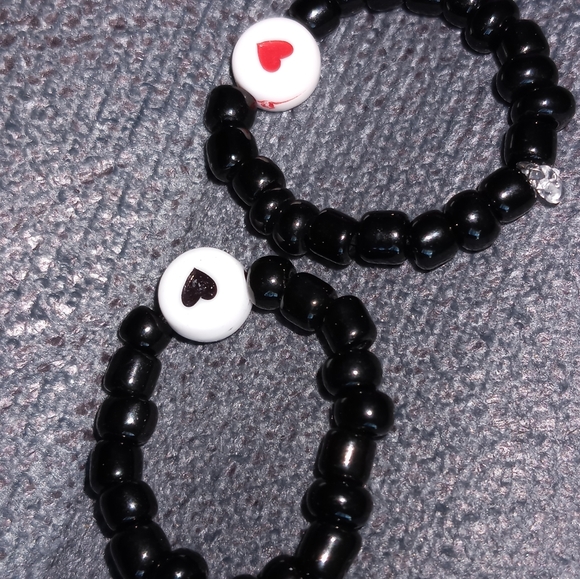 New set of stackable heart gothic rings hand crafted red and black logo rings - Picture 2 of 2